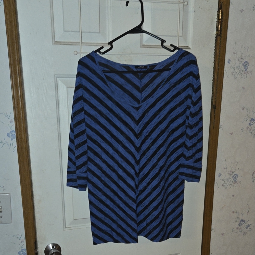 Apt. 9 Women's Chevron Striped Top - Blue and Black